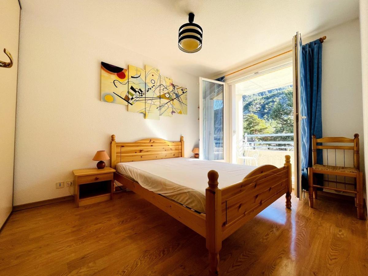 Appartement Lumineux Proche Plage Et Parking Savines Luaran gambar