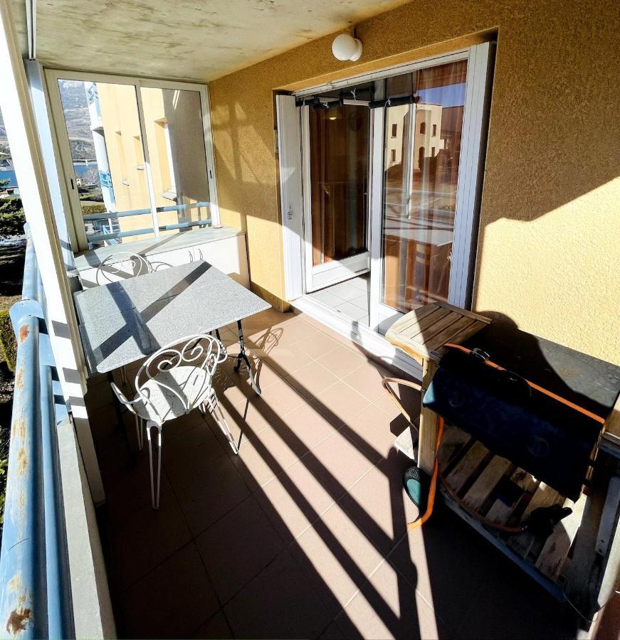 Appartement Lumineux Proche Plage Et Parking Savines Luaran gambar