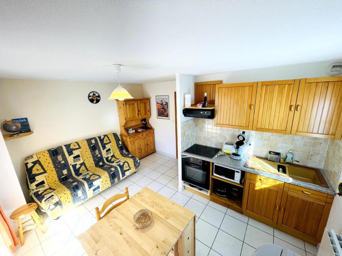 Appartement Lumineux Proche Plage Et Parking Savines Luaran gambar